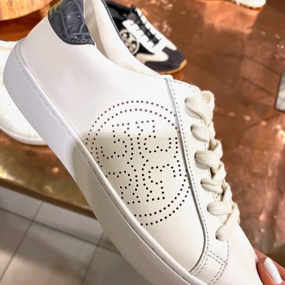 Tory Burch Leigh T-Logo Sneaker White/Gray Croc Sz 9 Athleisure Casual Everyday - Picture 14 of 14